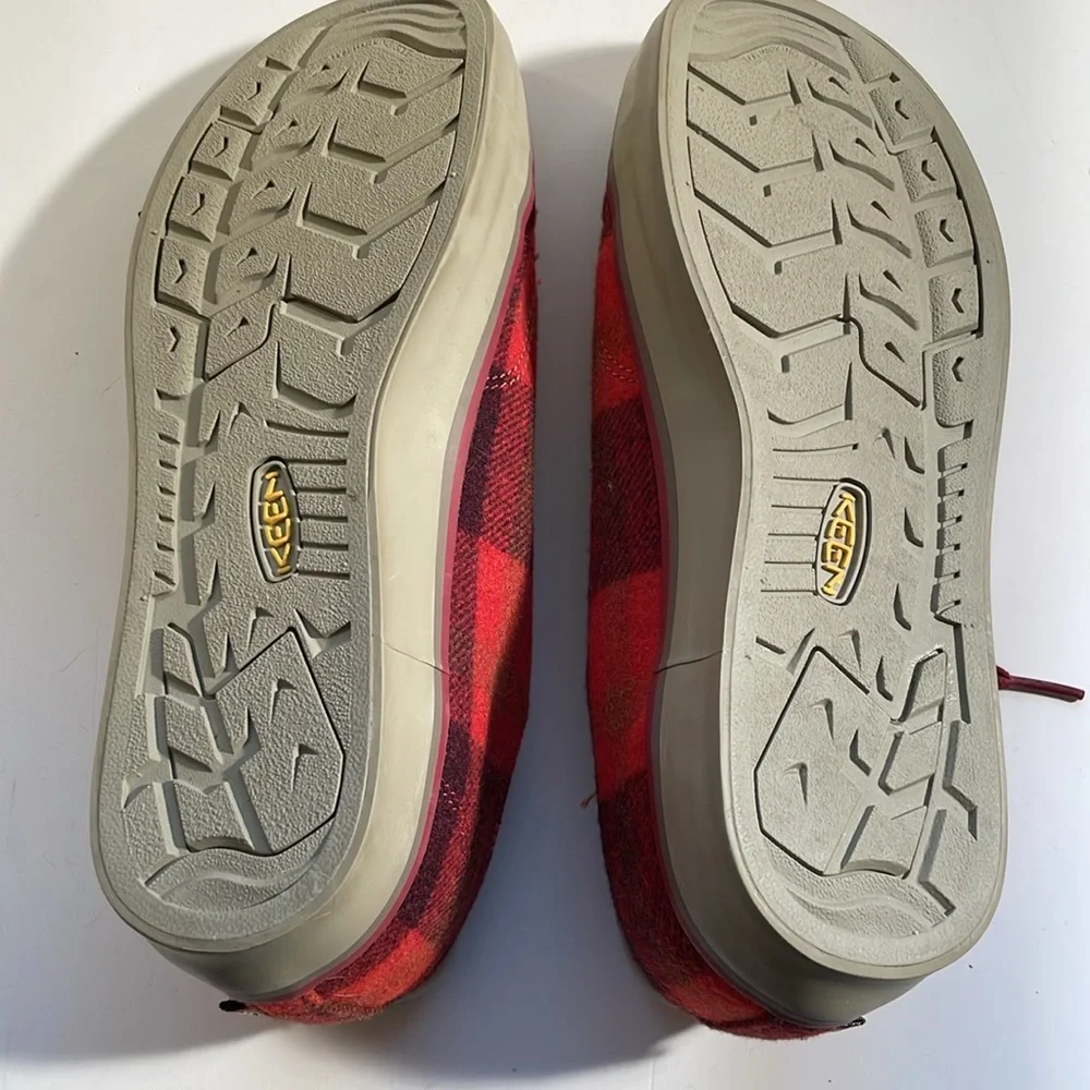 Keen NWOT Wool Fleece Plaid Elsa Sneaker - Picture 4 of 4